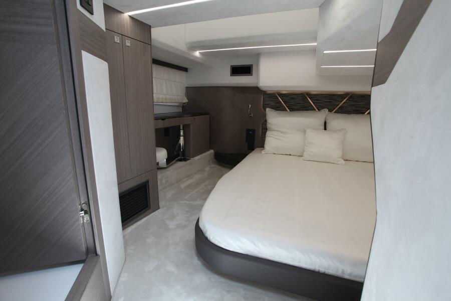 2025 Galeon