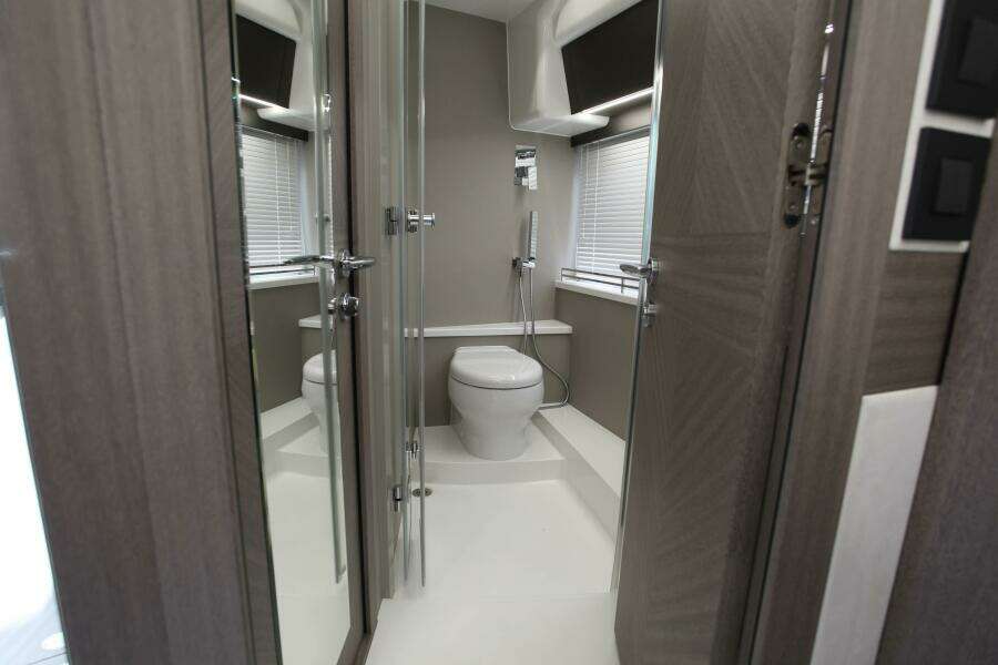 What Me Worry 40ft Galeon Yacht For Sale