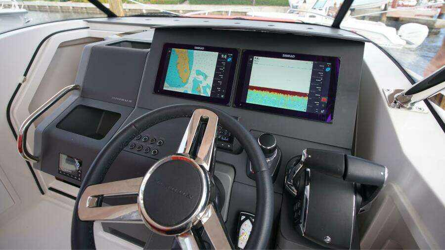 In Stock 2024 Nimbus T11 260 40ft Nimbus Yacht For Sale