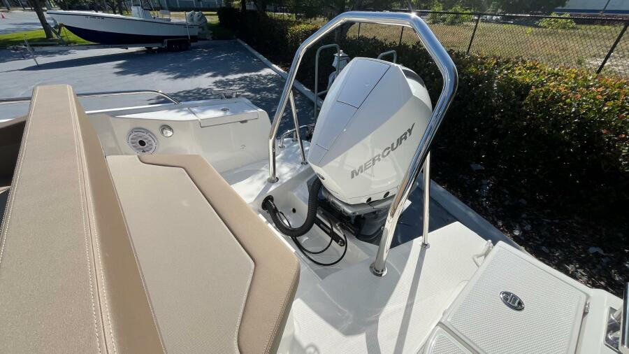 26' 2024 Nimbus Tender 8