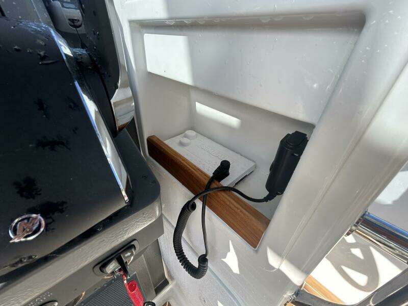 In Stock 2024 Nimbus T9 142 30ft Nimbus Yacht For Sale