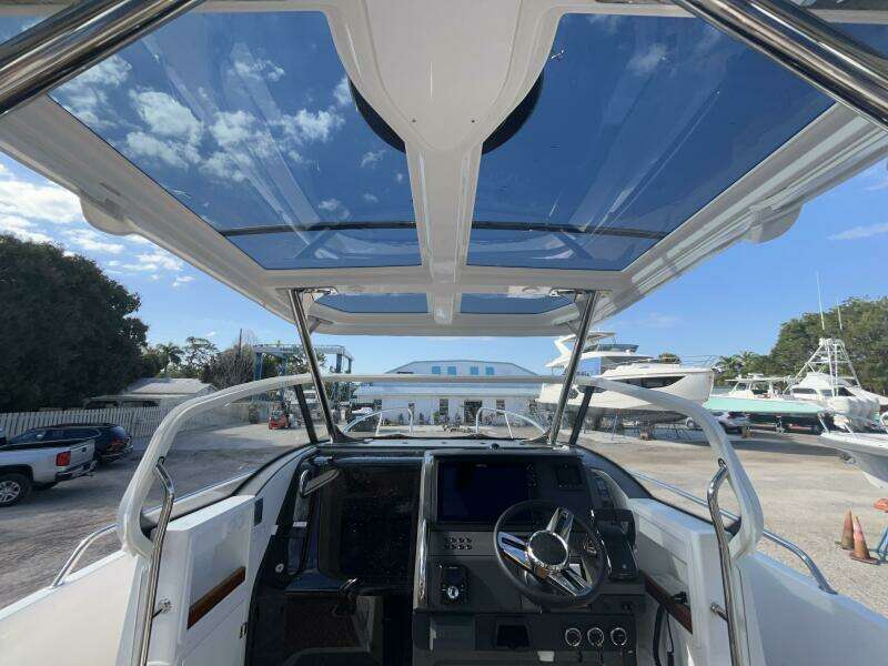 In Stock 2024 Nimbus T9 142 30ft Nimbus Yacht For Sale