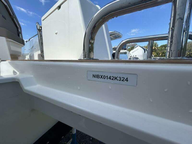 In Stock 2024 Nimbus T9 142 30ft Nimbus Yacht For Sale