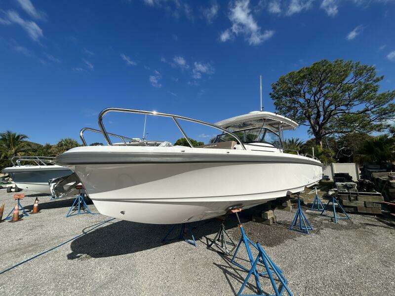 In Stock 2024 Nimbus T9 142 30ft Nimbus Yacht For Sale