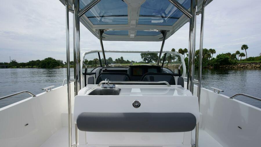 30' 2024 Nimbus Tender 9