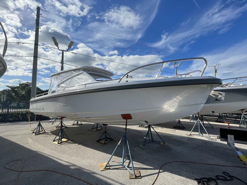 30' 2024 Nimbus Weekender 9