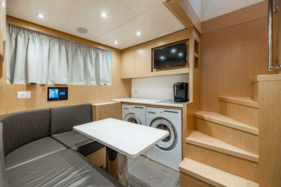 LEGACY 96ft Sanlorenzo Yacht For Sale