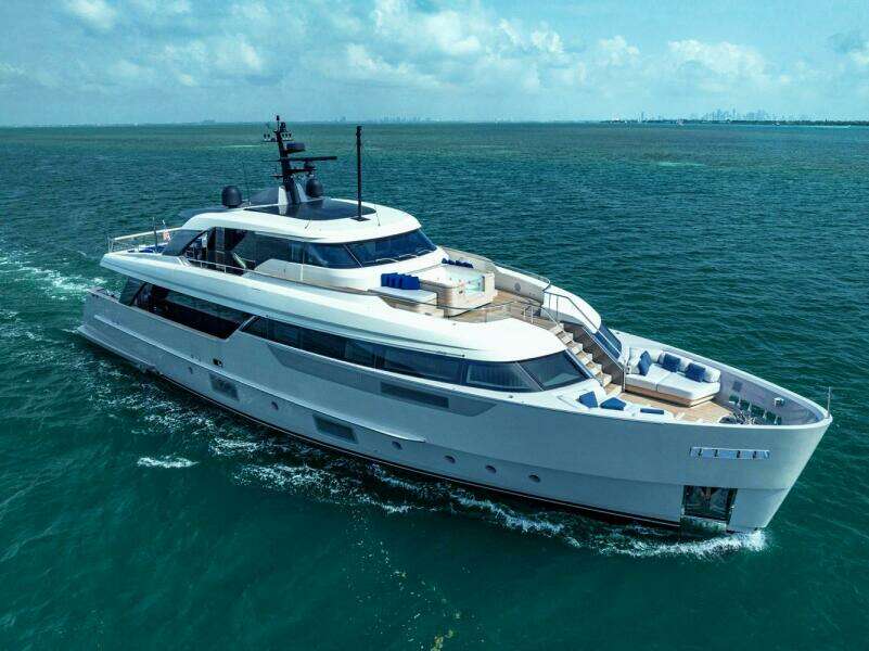 LEGACY 96ft Sanlorenzo Yacht For Sale