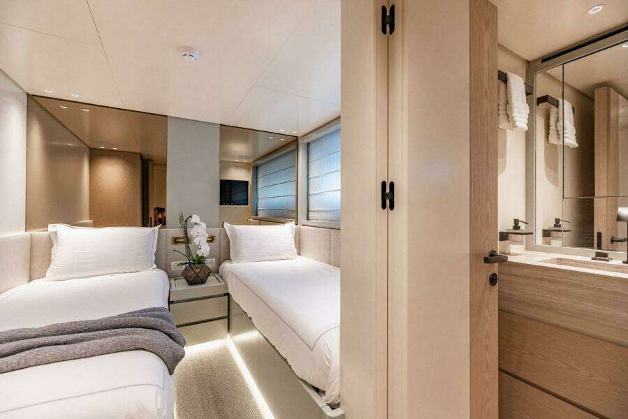 LEGACY 96ft Sanlorenzo Yacht For Sale