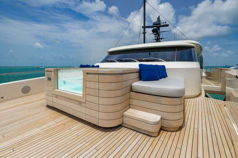 LEGACY 96ft Sanlorenzo Yacht For Sale