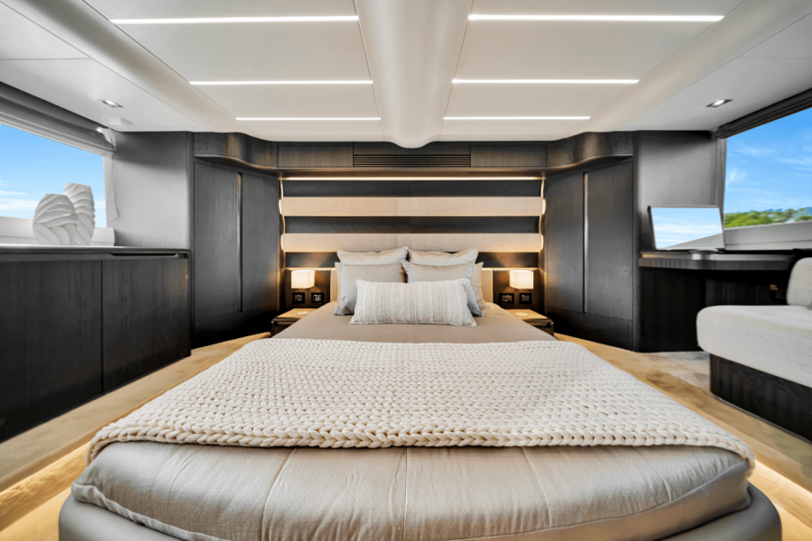 56ft Galeon Yacht For Sale
