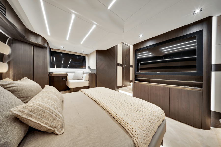 56ft Galeon Yacht For Sale