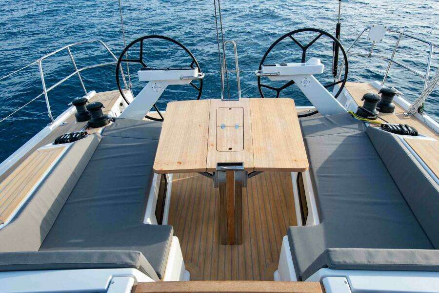 42ft Grand Soleil Yacht For Sale