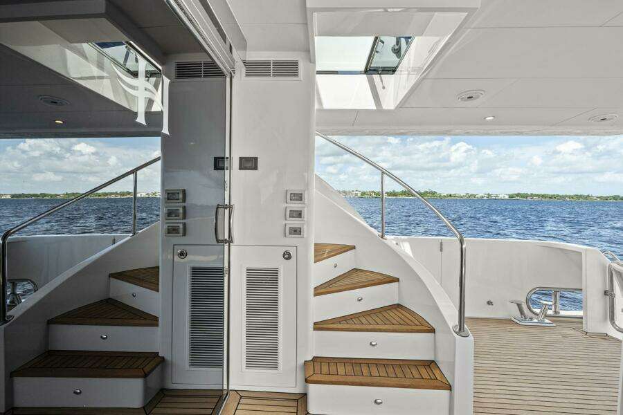 Cozy Stairs to Boat Deck  