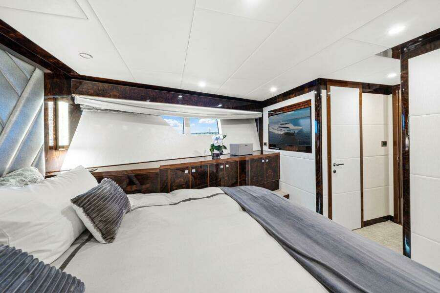 Forward VIP  