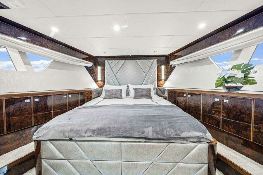 Forward VIP  