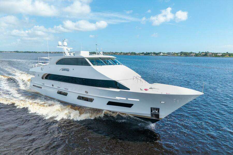 Jack Sarin Fine Hull Entry  