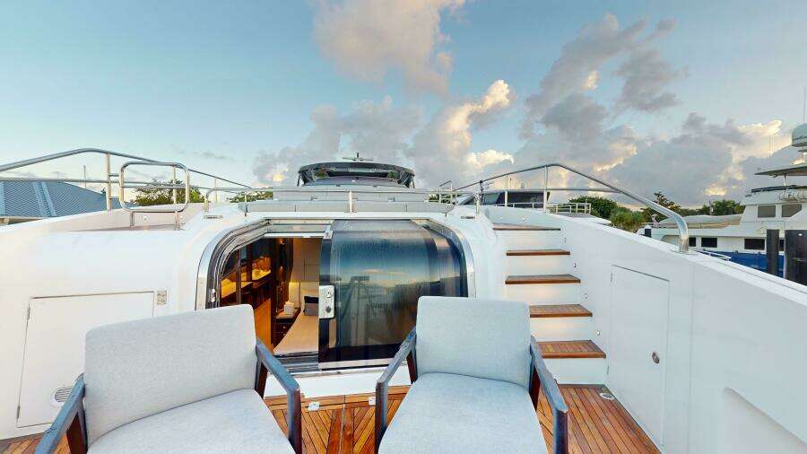 Contessa 98ft Sunseeker Yacht For Sale