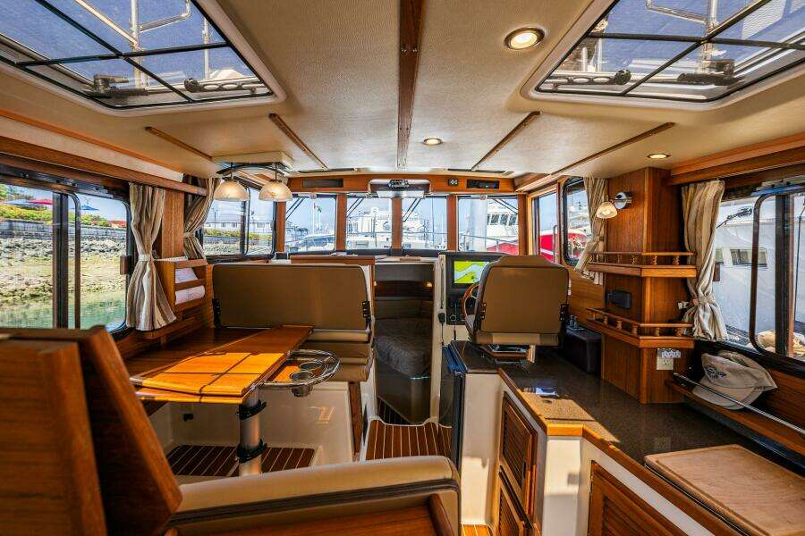 31ft Ranger Tugs Yacht For Sale
