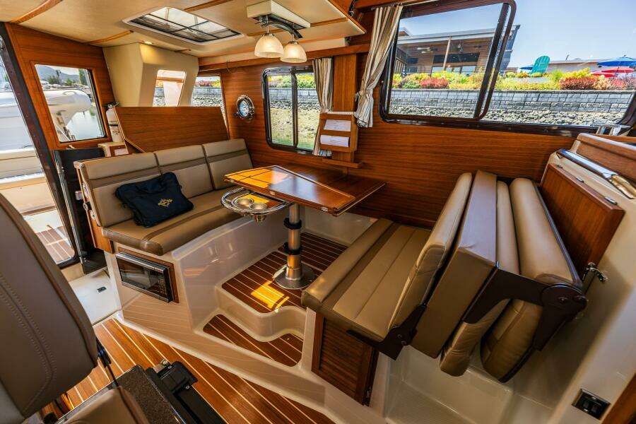 31ft Ranger Tugs Yacht For Sale