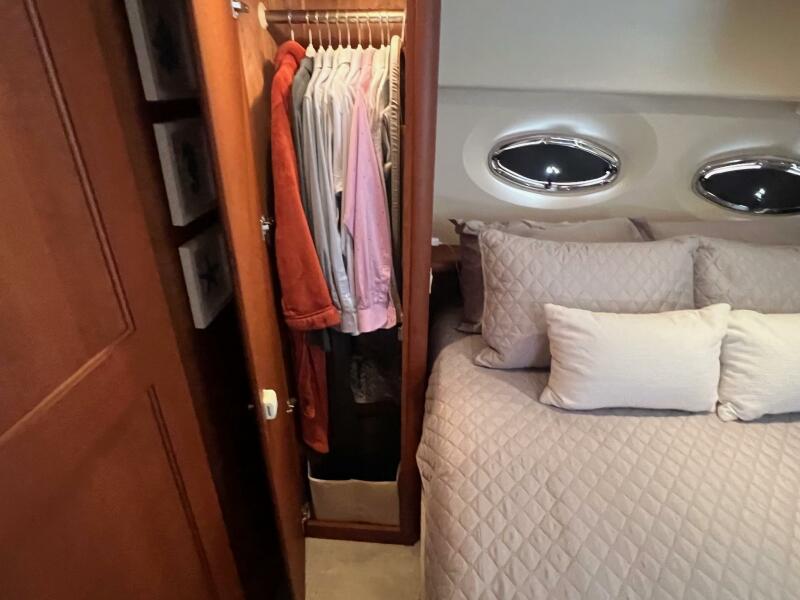 2006 Silverton 35 MY