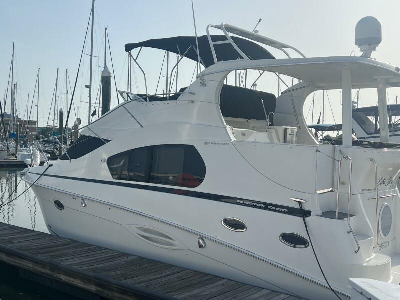 2006 Silverton 35 MY