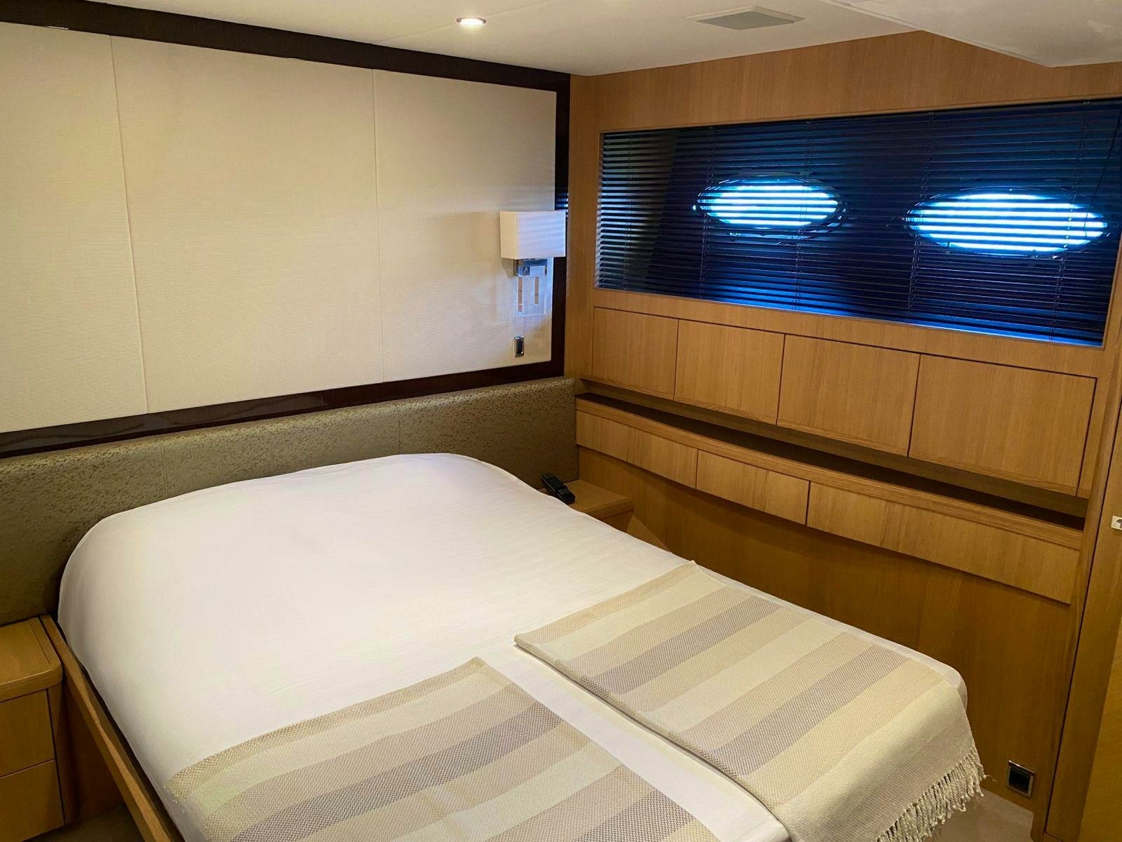 2011 Princess Yachts 
