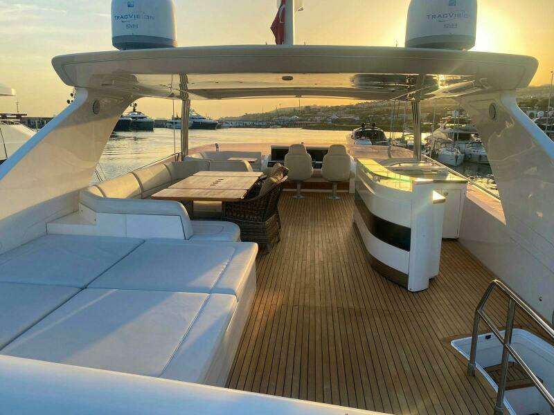 VIXEN 85ft Princess Yachts Yacht For Sale