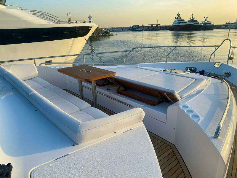 VIXEN 85ft Princess Yachts Yacht For Sale