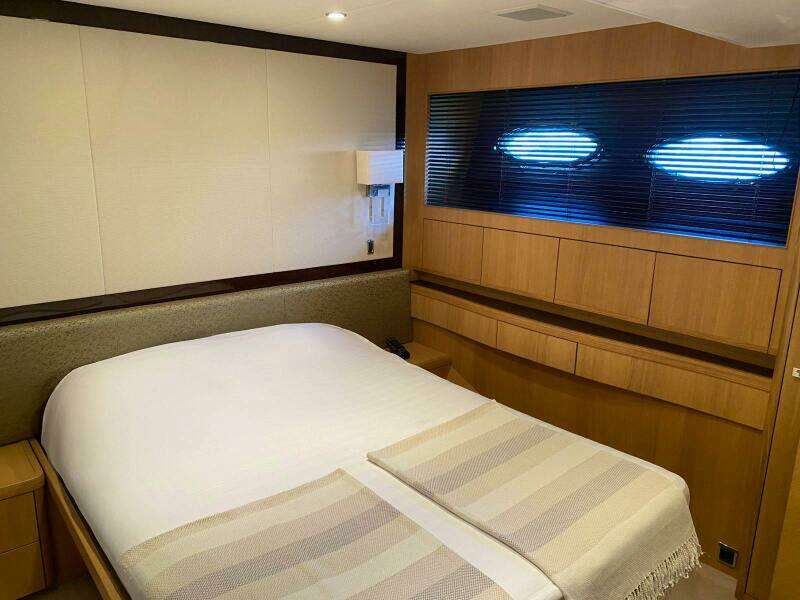 VIXEN 85ft Princess Yachts Yacht For Sale