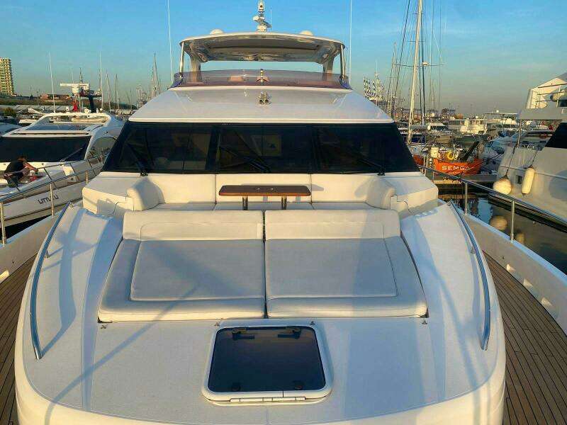 VIXEN 85ft Princess Yachts Yacht For Sale