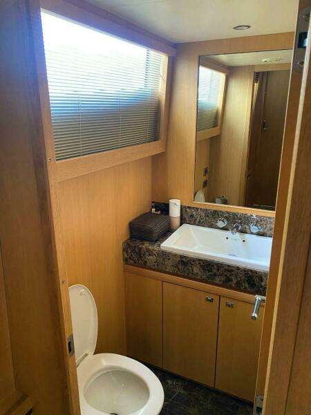 VIXEN 85ft Princess Yachts Yacht For Sale