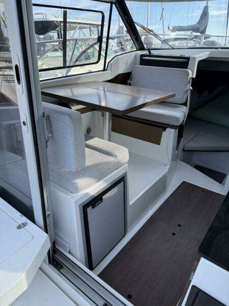 26ft Jeanneau Yacht For Sale
