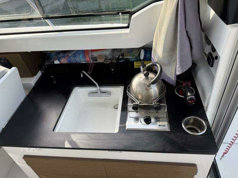 26ft Jeanneau Yacht For Sale
