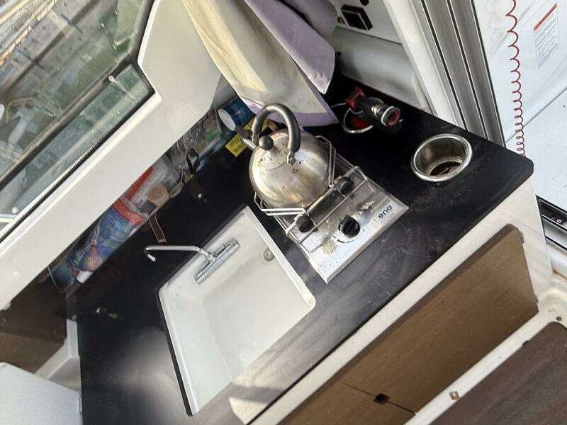 26ft Jeanneau Yacht For Sale