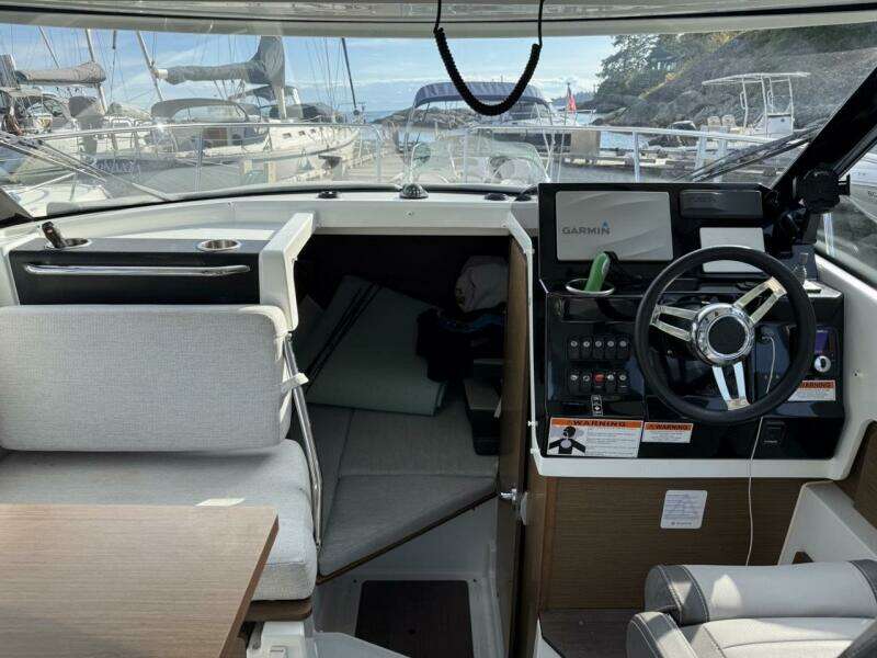 26ft Jeanneau Yacht For Sale