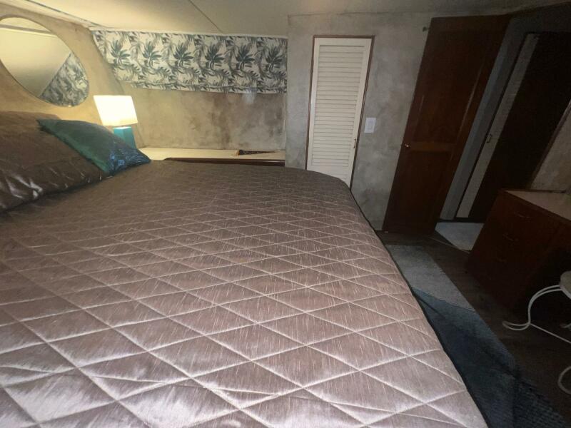1989 Ocean Yachts MY