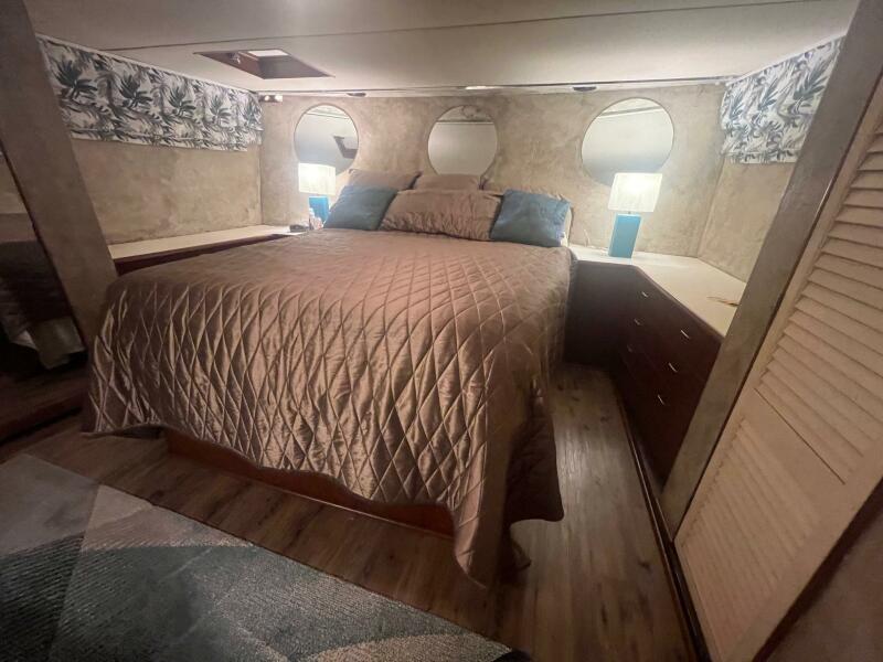 1989 Ocean Yachts MY
