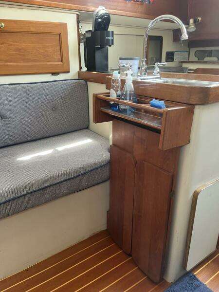Mar s Reach 31ft Irwin Yacht For Sale