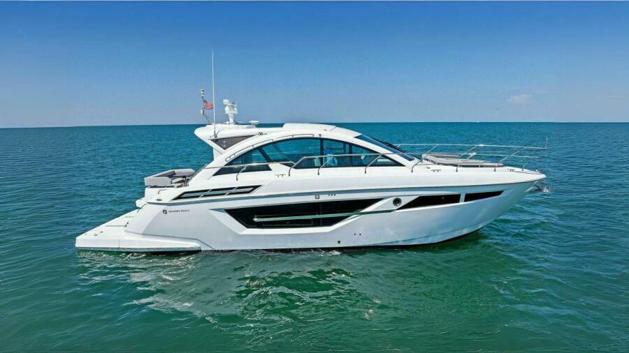 2022 Cruisers 50 Cantius