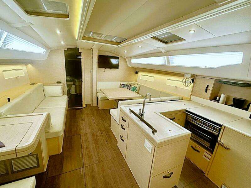 51ft Jeanneau Yacht For Sale