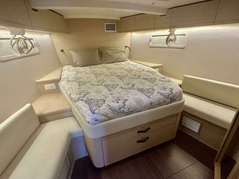 51ft Jeanneau Yacht For Sale