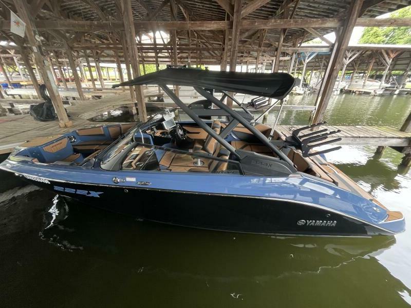 Photo of 2024 Yamaha Boats 22'