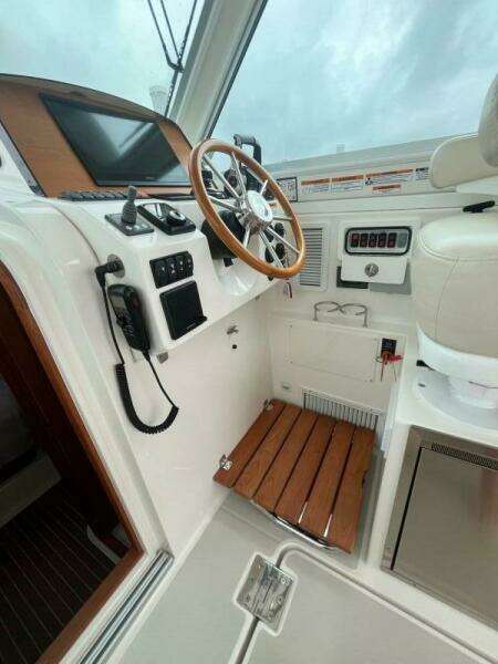 Black Sheep 35ft Back Cove Yacht For Sale
