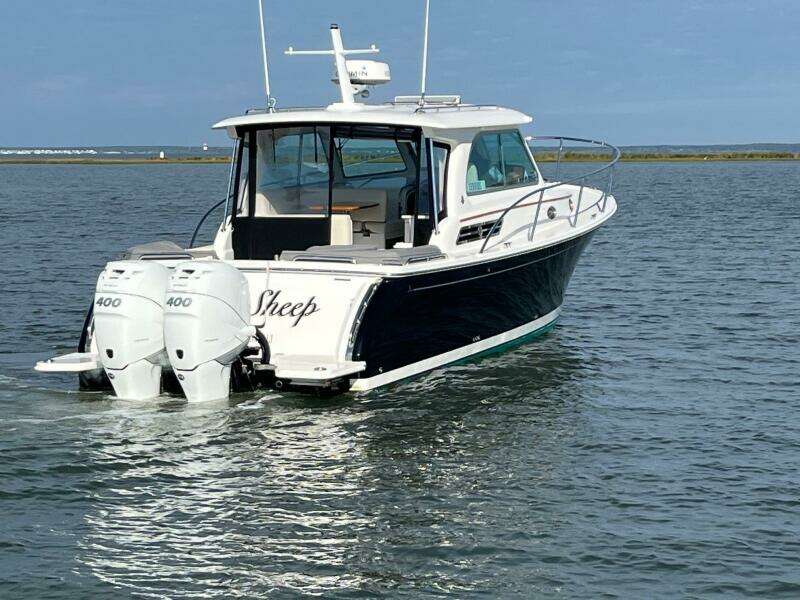 Black Sheep 35ft Back Cove Yacht For Sale