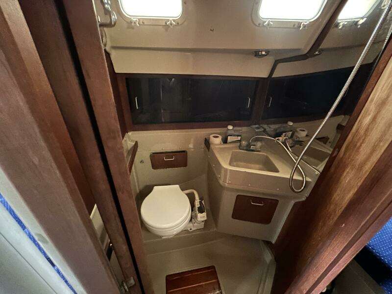Del 35ft O Day Yacht For Sale