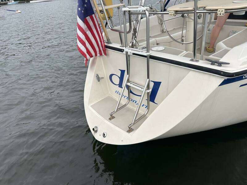 Del 35ft O Day Yacht For Sale