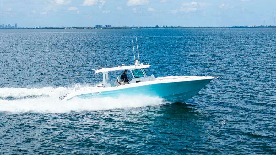 42ft HCB Yacht For Sale