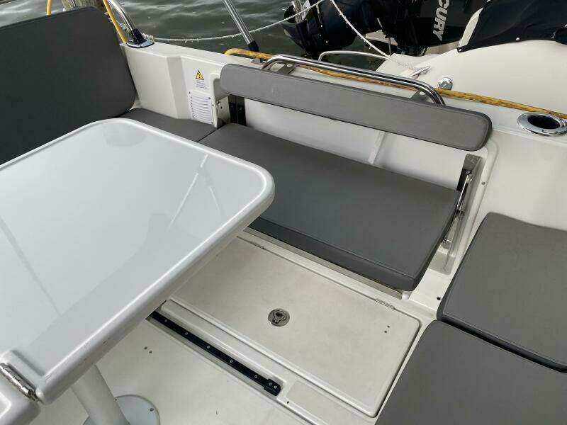 26ft Beneteau Yacht For Sale