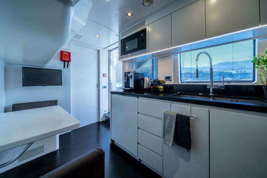 HORIZON 93ft Benetti Yacht For Sale